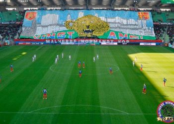 Top 10 : Les tifos du week-end