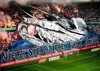 Top 10 : Les tifos du week-end