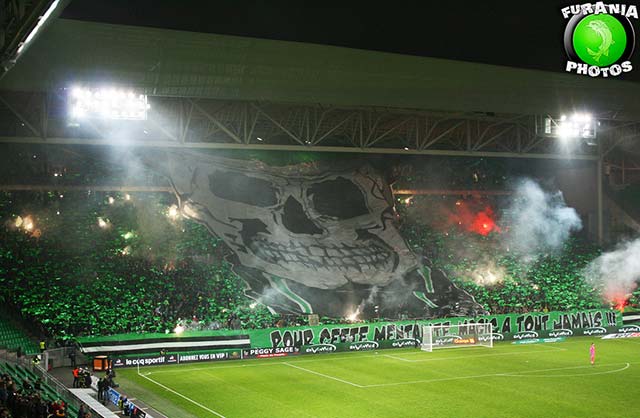Top 10 : Les tifos du week end
