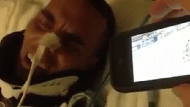 Dans le coma, il réagit pour la première fois en entendant un but de Maradona