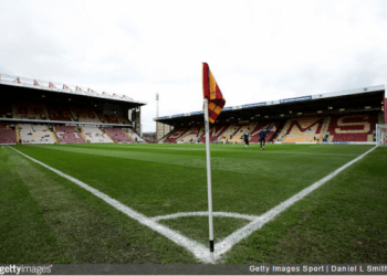 Le propriétaire de Bradford City vent debout contre le foot business