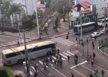 Un supporter du Corinthians lynché par ceux de Coritiba dans un état grave