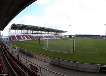 Deux clubs de D3 anglaise veulent introduire des « safe standing »