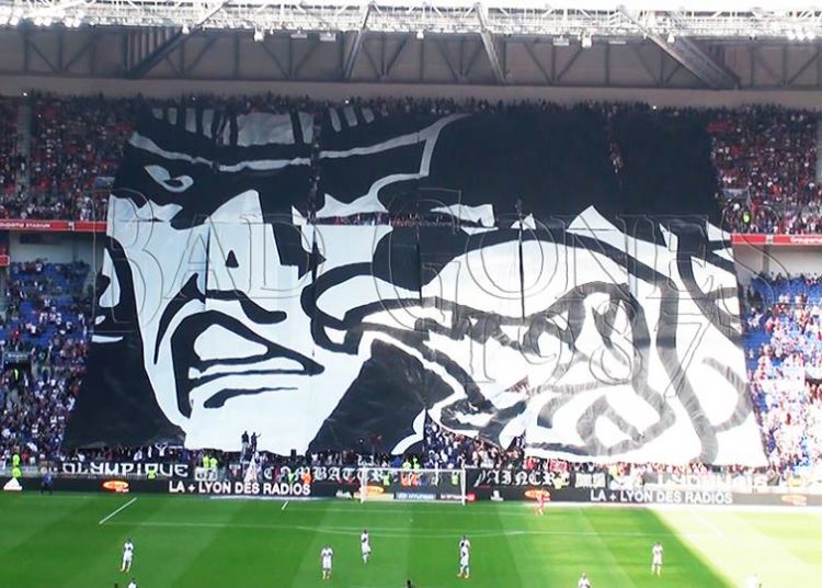 Top 10 : les tifos du week-end