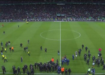 ASSE-OL : Le match suspendu suite à un envahissement de terrain