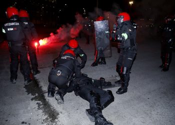 Bilbao-Spartak Moscou : un policier meurt d’un infarctus après des bagarres entre supporters