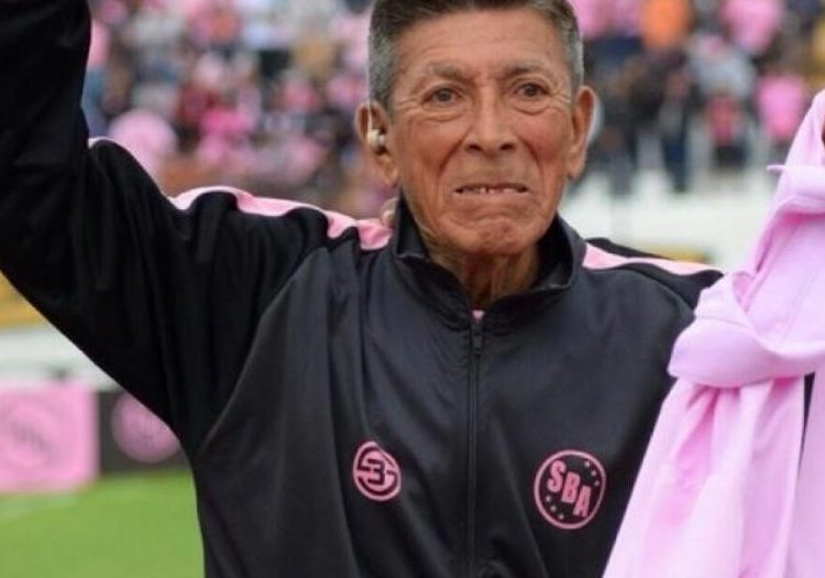 Scandale au Pérou : trois joueurs humilient l’intendant de Sport Boys