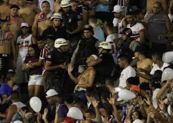 Brésil : 60 blessés après des incidents avec la police à Recife