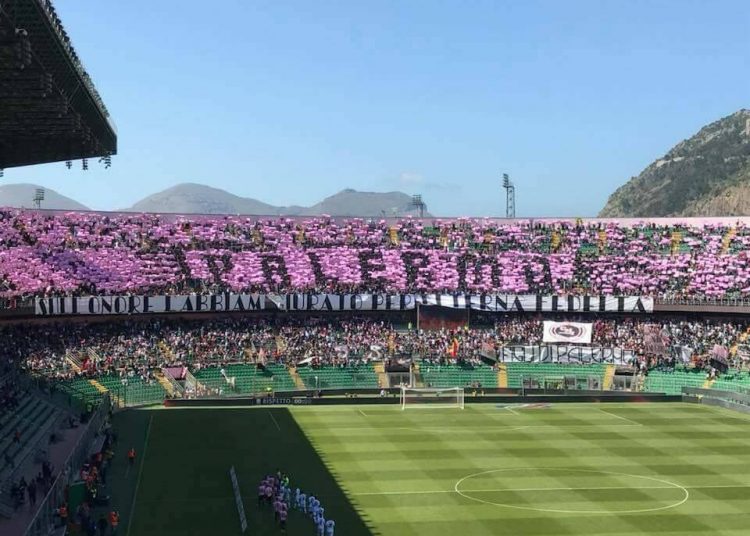 Top 10 : les tifos du week-end