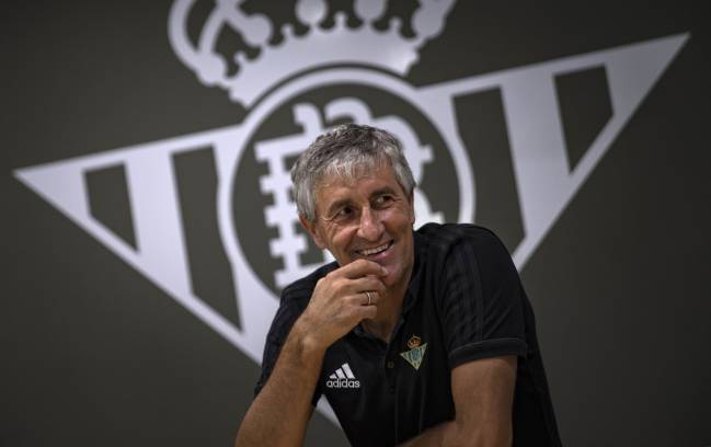 Quique Setién (Betis) : « Je pense le football à travers le ballon »
