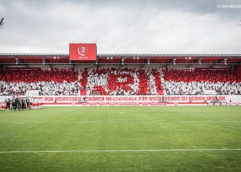 Top 10 : les tifos du week-end