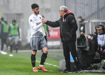 Développer un football protagoniste en L2 : la référence du Clermont Foot sous Gastien