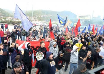 📽 Folie au Kosovo à J-1 du match historique en Macédoine