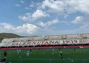 Italie : 2 à 5 ans d’interdiction de stade après avoir lancé des ballons en plein match