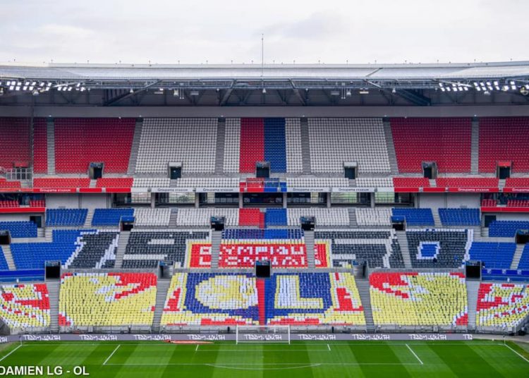 Top 10 : les tifos du mois de mars